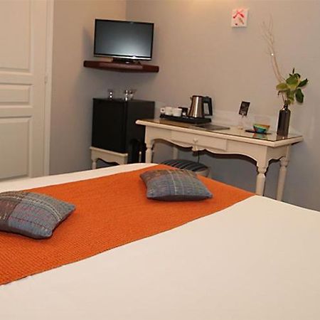 Hotel Les Almadies - Coeur De Ville Saint-Jean-de-Luz Εξωτερικό φωτογραφία