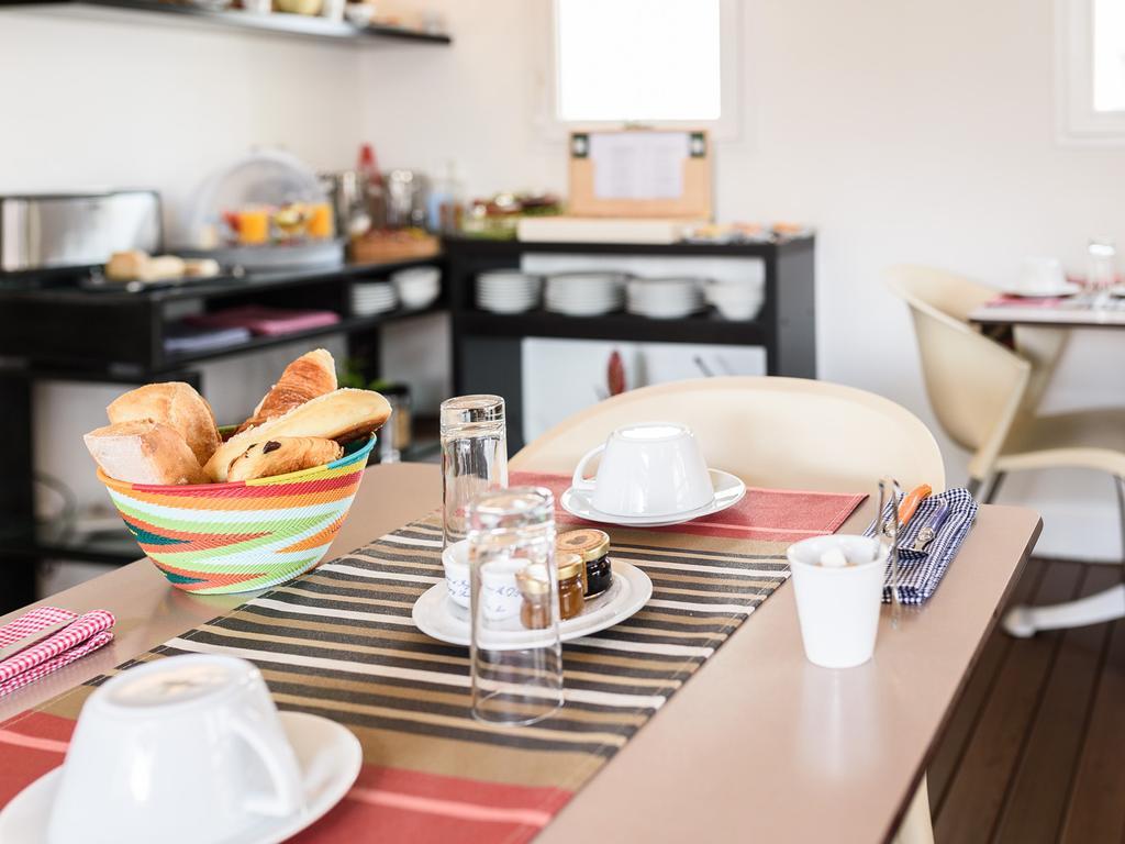 Hotel Les Almadies - Coeur De Ville Saint-Jean-de-Luz Εξωτερικό φωτογραφία