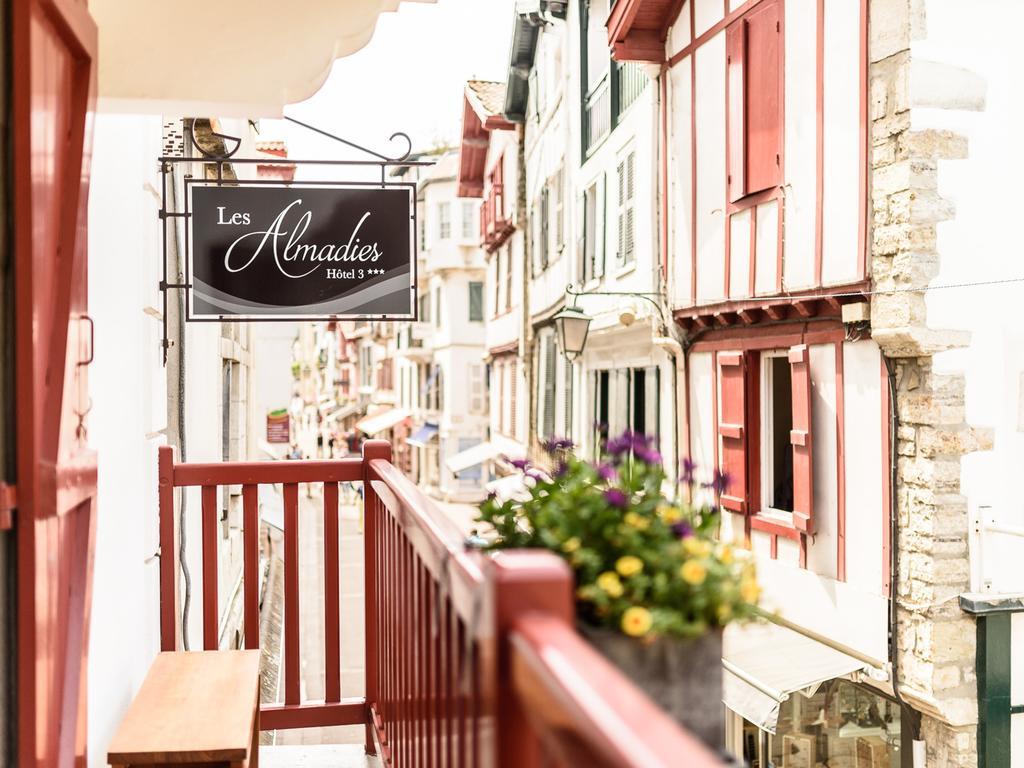 Hotel Les Almadies - Coeur De Ville Saint-Jean-de-Luz Εξωτερικό φωτογραφία